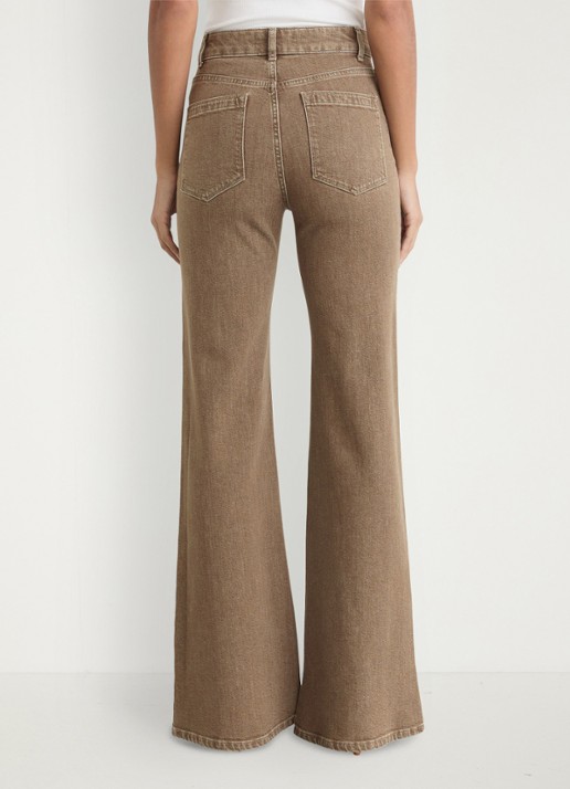 Reiss Cali high waist flared jeans met opgestikte zakken - achterkant bruin