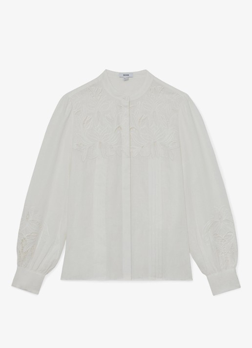 Reiss Ida blouse van linnen met broderie  - voorkant 2 wit