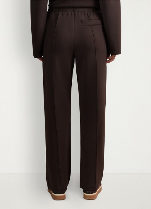 Reiss Jemma high waist straight fit joggingbroek met steekzakken - achterkant chocoladebruin