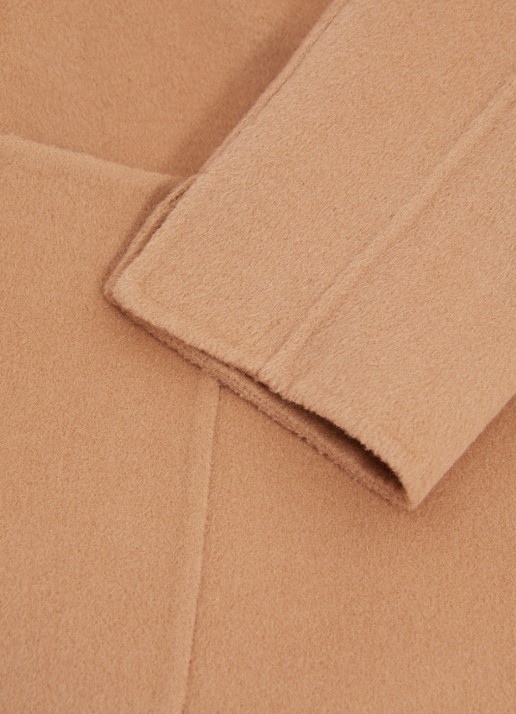 Reiss Lucia double-breasted mantel in wolblend met strikceintuur - detail 2 camel
