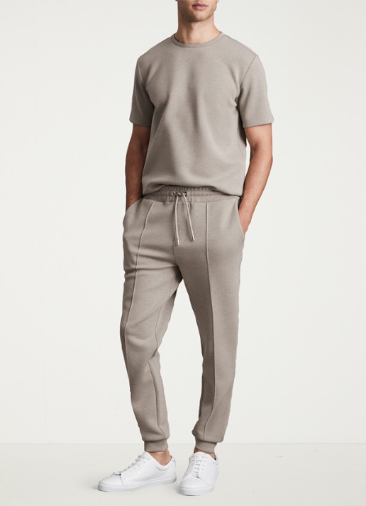 Reiss Premier tapered fit joggingbroek met trekkoord en steekzakken  - voorkant 2 taupe