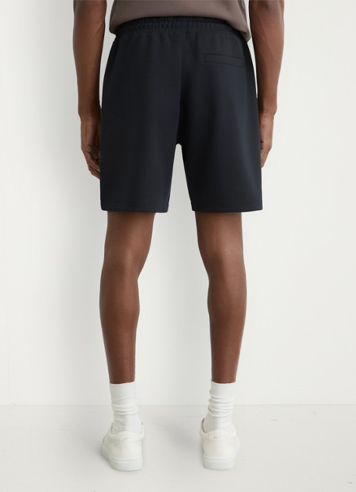 Reiss Reid straight fit korte broek met steekzakken - achterkant donkerblauw