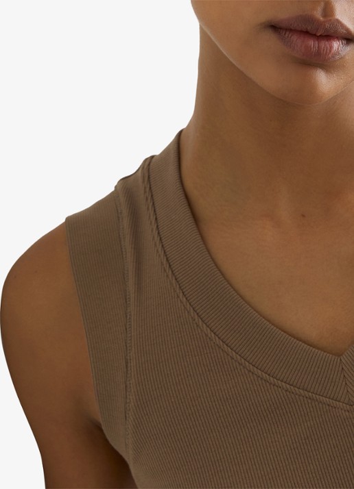 Reiss SANDY Stretch-Cotton Rib Ruched V-Neck Vest - detail 4 beige