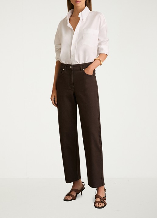 Reiss Selin mid waist straight leg jeans met steekzakken - voorkant 2 chocoladebruin