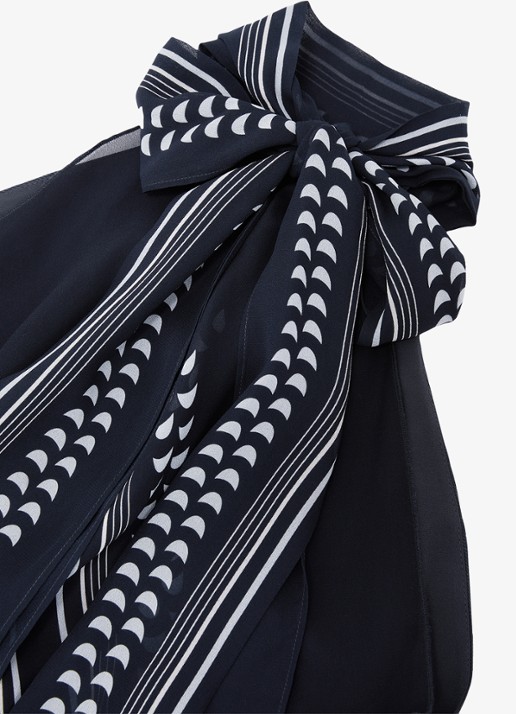 Reiss Skylar maxi jurk met grafisch patroon - detail 7 donkerblauw