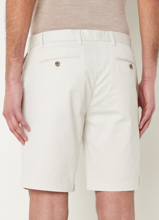 Reiss Wicket straight fit korte chino met steekzakken  - achterkant 3 gebroken wit