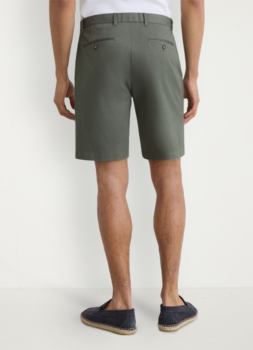 Reiss Wicket straight fit korte chino met steekzakken - achterkant groen