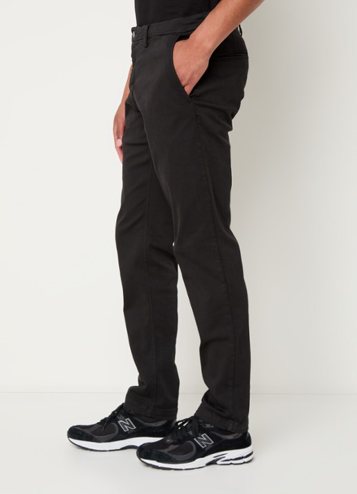 Replay Benni straight fit chino met steekzakken - detail 4 zwart