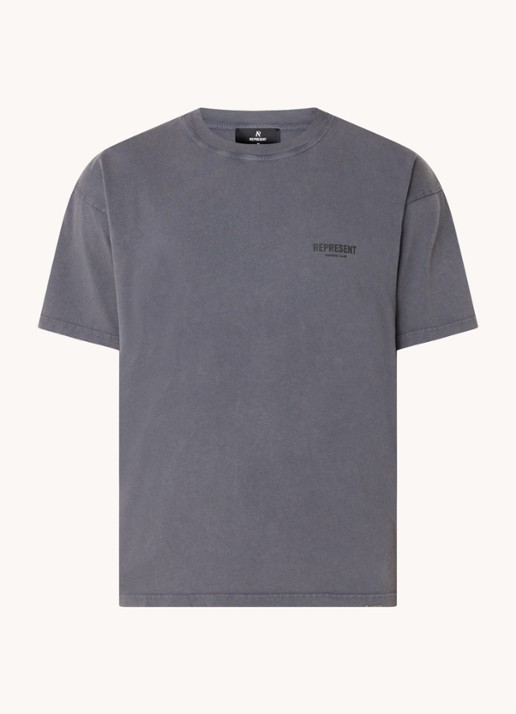 Represent Owners Club T-shirt met logo- en backprint - voorkant 3 antraciet