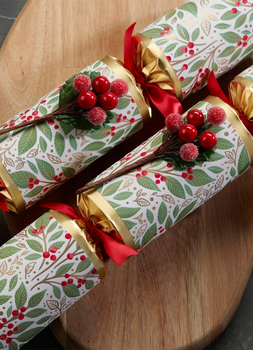 Robin Reed Winter Berry kerstcracker set van 6 - detail 2 olijfgroen