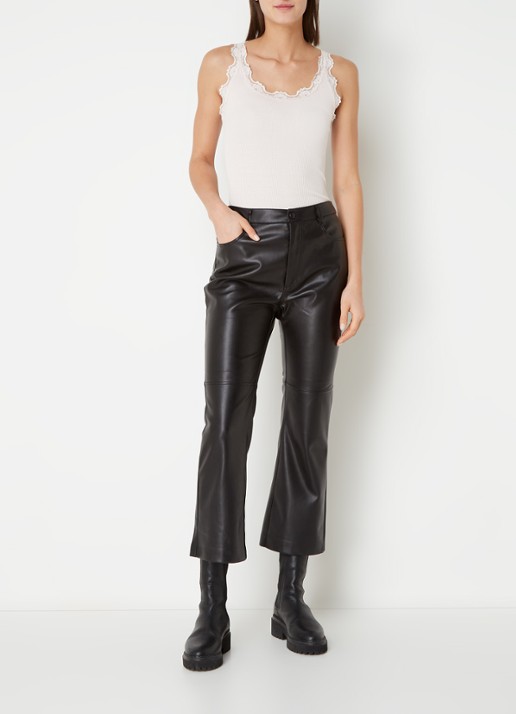 Rosemunde Babette tanktop in zijdeblend met kant - voorkant 2 lichtroze