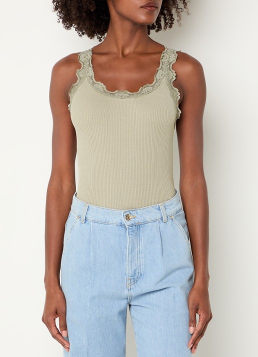 Rosemunde Babette tanktop in zijdeblend met kant - detail 2 olijfgroen