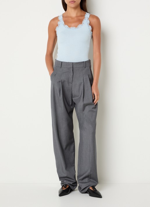 Rosemunde Babette tanktop in zijdeblend met kant - voorkant 3 aquablauw