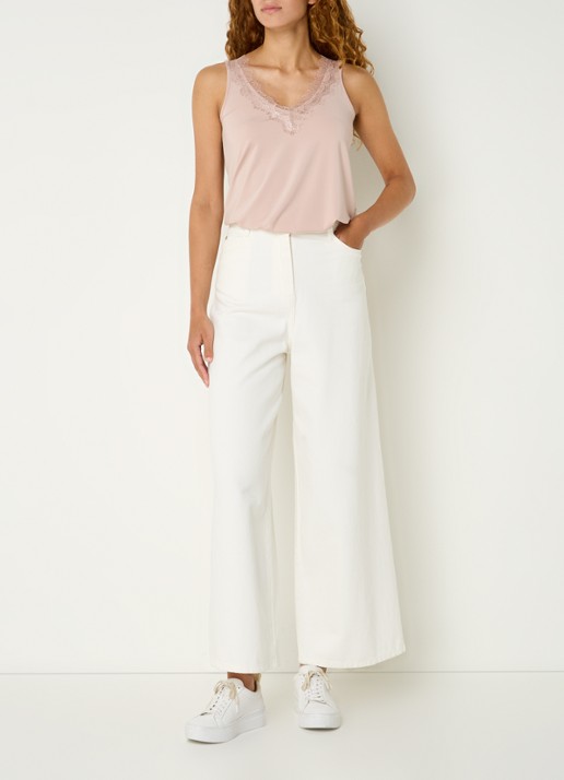 Rosemunde Tanktop met V-hals en kant - voorkant 4 lichtroze