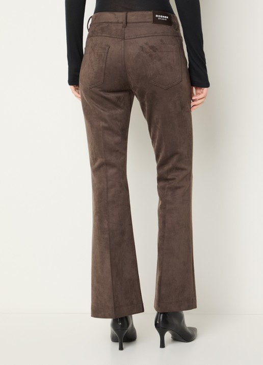Rosner Studio Antonia mid waist flared fit broek van imitatiesuède - achterkant 3 chocoladebruin