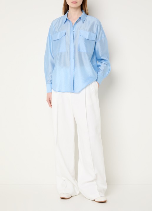 ROUGE EDIT Linine oversized blouse met borstzakken - voorkant 2 lichtblauw