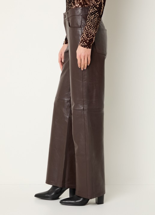 ROUGE EDIT Roucamden mid waist straight fit broek van lamsleer - detail 3 bruin