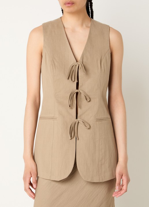 ROUGE EDIT Rouetienne gilet met strikdetail en paspelzakken