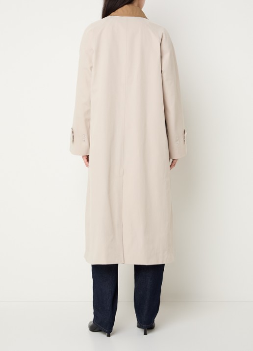 ROUGE EDIT Roulianne trenchcoat met klepzakken  - achterkant 2 beige