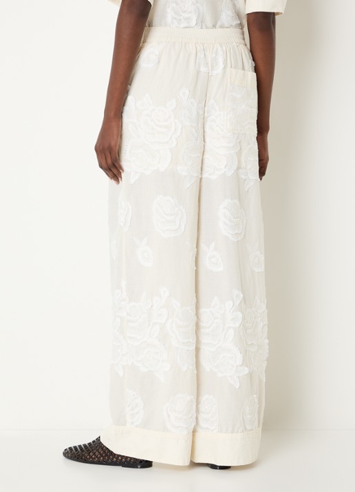 ROUGE EDIT Rouzoella high waist wide fit pantalon met bloemborduring - achterkant creme
