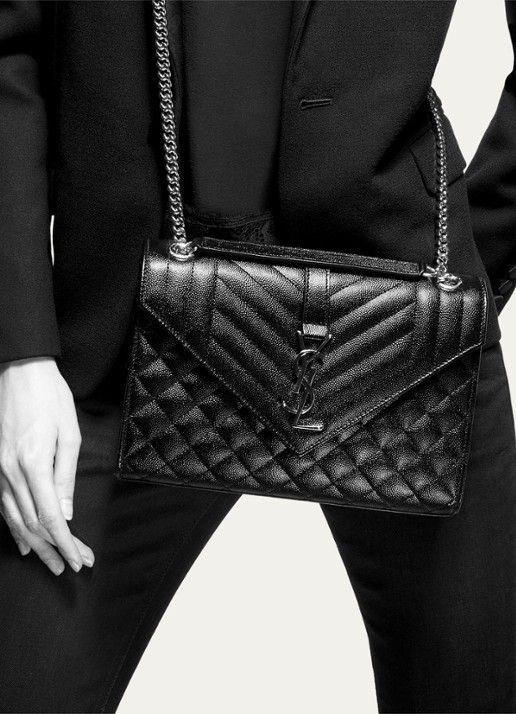Saint Laurent Envelope Medium schoudertas van kalfsleer - detail 2 zwart
