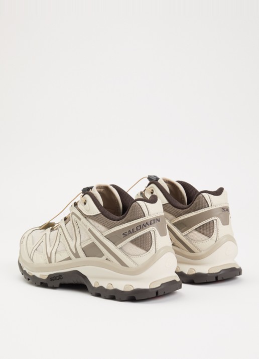 Salomon XT-Quest sneaker van mesh met logo - achterkant beige