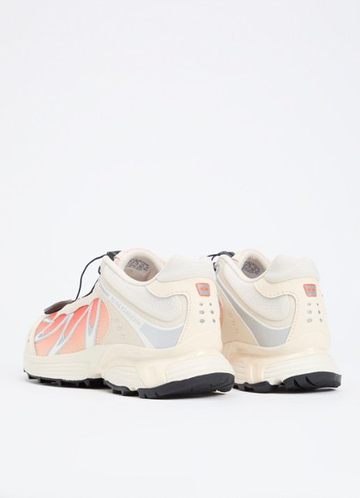 Salomon XT-Whisper sneaker met mesh details - achterkant 2 zalmroze