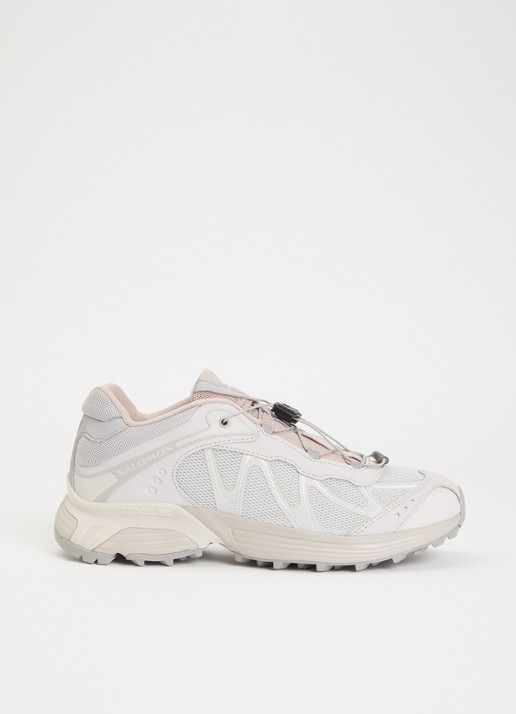 Salomon XT-Whisper sneaker van mesh met metallic details - voorkant 5 lichtroze