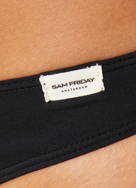 Sam Friday Skye string met logo - detail 3 zwart
