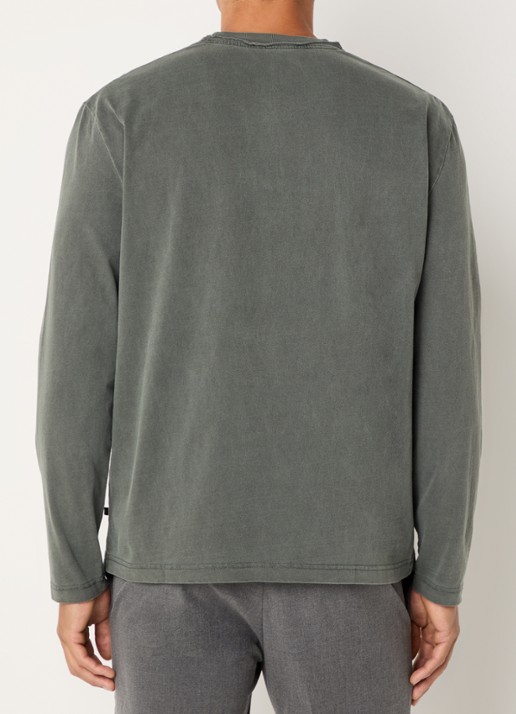 SAMSØE SAMSØE Ed longsleeve met verwassen afwerking - achterkant 4 olijfgroen