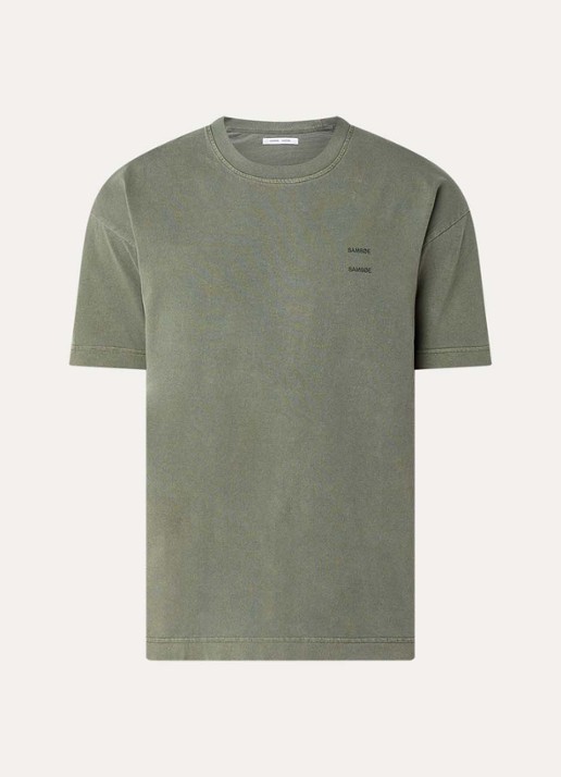 SAMSØE SAMSØE Joel T-shirt met logo - voorkant 3 olijfgroen
