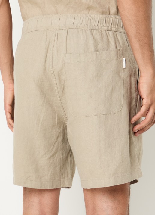 SAMSØE SAMSØE Sajabari straight fit korte broek van linnen - achterkant beige