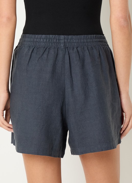 SAMSØE SAMSØE Samaren high waist straight fit korte broek van linnen met steekzakken - achterkant blauw