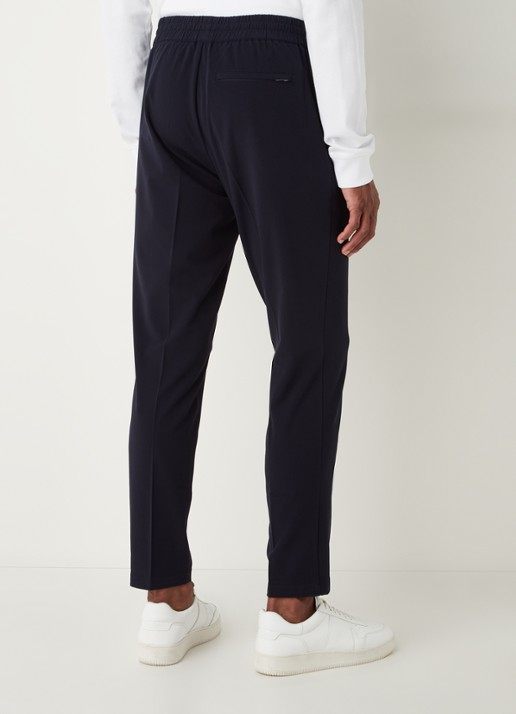 SAMSØE SAMSØE Smithy tapered fit cropped pantalon met persplooi - achterkant 3 donkerblauw