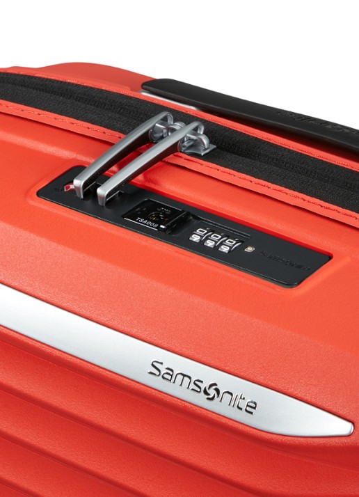 Samsonite Upscape vergrootbare spinner 55 cm - detail 2 rood