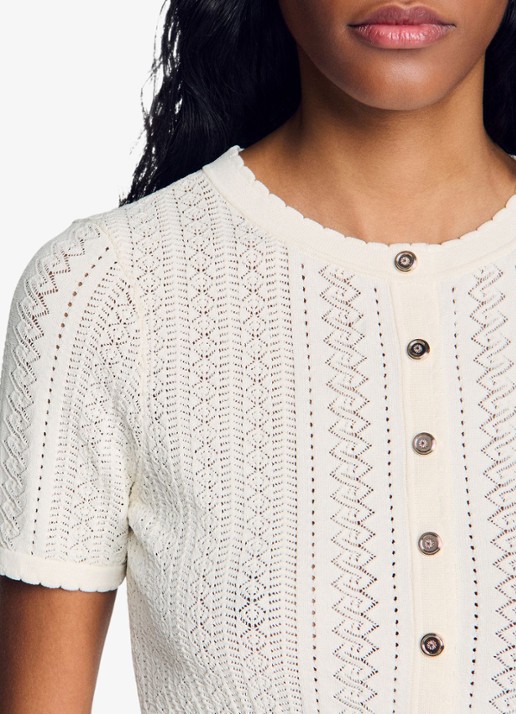 Sandro Fijngebreide crop top met opengewerkt dessin en knoopdetail - detail 5 beige