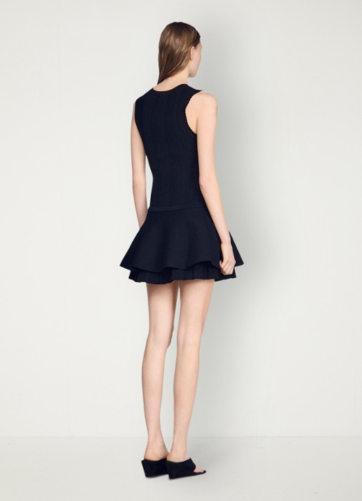 Sandro Mini jurk met volant en ronde hals - achterkant black / zwart