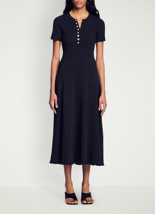 Sandro Ribgebreide maxi jurk met knoopdetail - detail 2 zwart