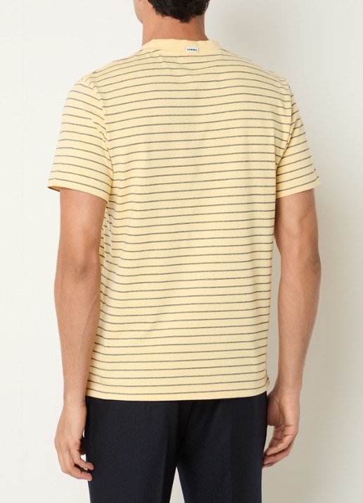 Sandro T-shirt met streepprint - achterkant 3 geel
