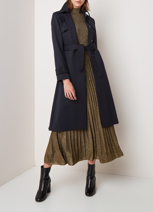 Sandro Trenchcoat met plissé en strikceintuur - voorkant 3 donkerblauw