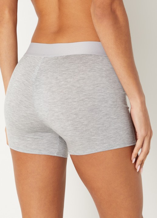 Sarda Sifan shorty met logoband - achterkant grijsmele