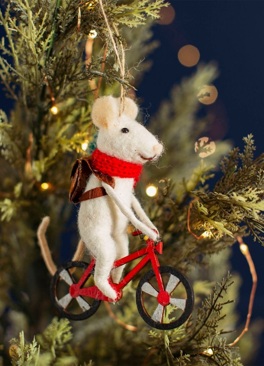 Sass & Belle Fietsende Muis kersthanger 13 cm - voorkant 3 rood