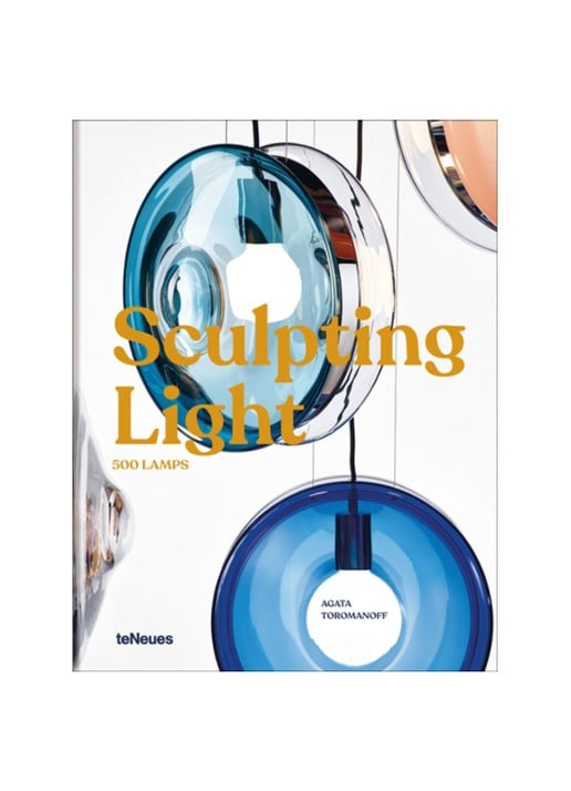 Agata Toromanoff Sculpting Light : 500 Lamps