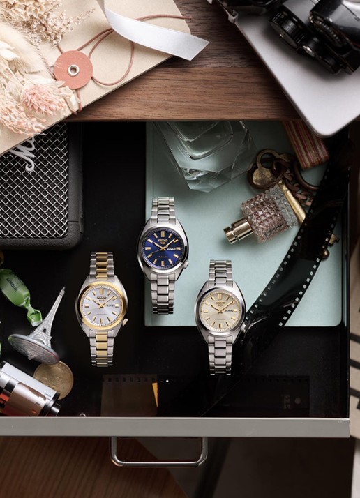 Seiko 5 Sports Automatic horloge SRE021K1 - detail 4 zilver
