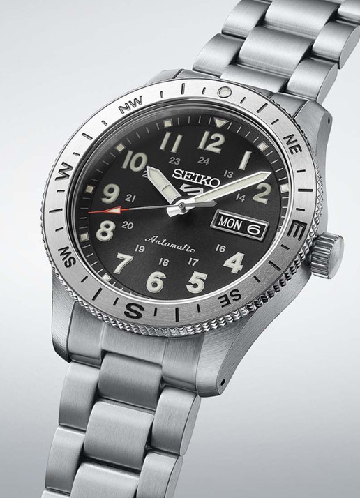 Seiko 5 Sports Field horloge HDB006K1 - detail 3 zilver