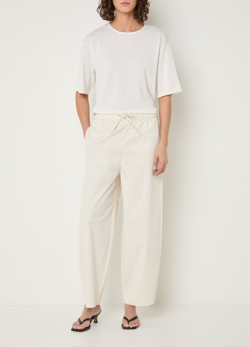Selected High waist wide fit broek met steekzakken - voorkant 4 creme