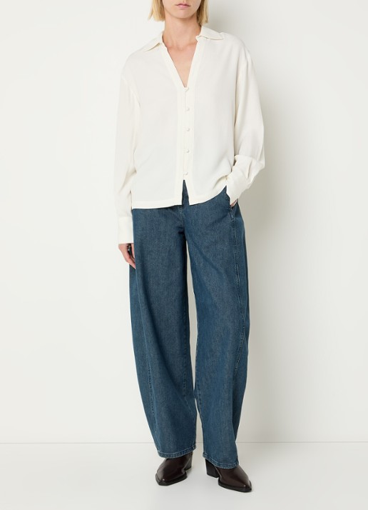 Selected Soler blouse met V-hals - voorkant 3 gebroken wit