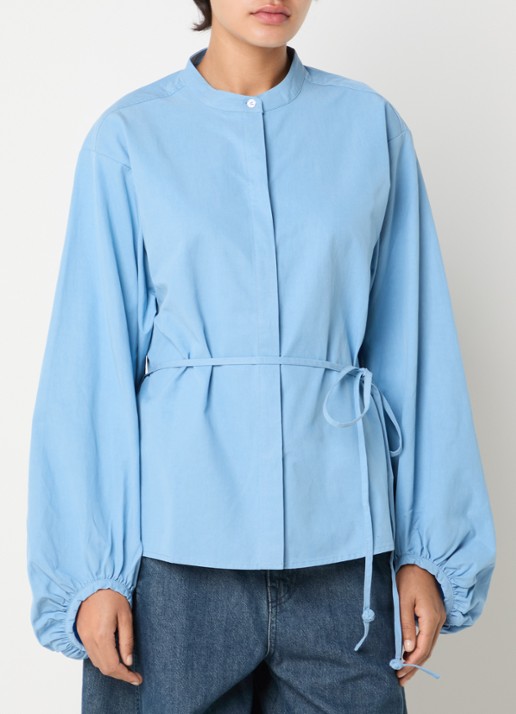 Selected Talia blouse met strikceintuur - detail blauw