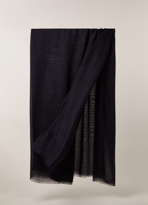 Semi-transparante sjaal 140 x 140 cm - voorkant 2 donkerblauw