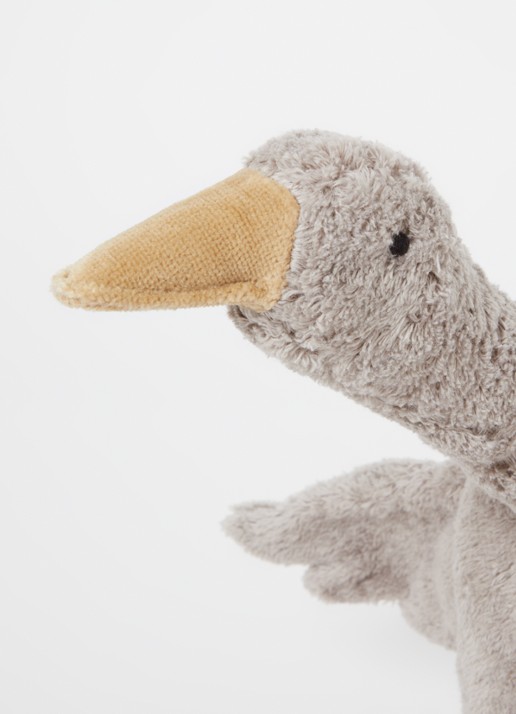Senger Naturwelt Cuddly animal Goose small knuffel met warmtekussen 37 cm - detail 3 zand